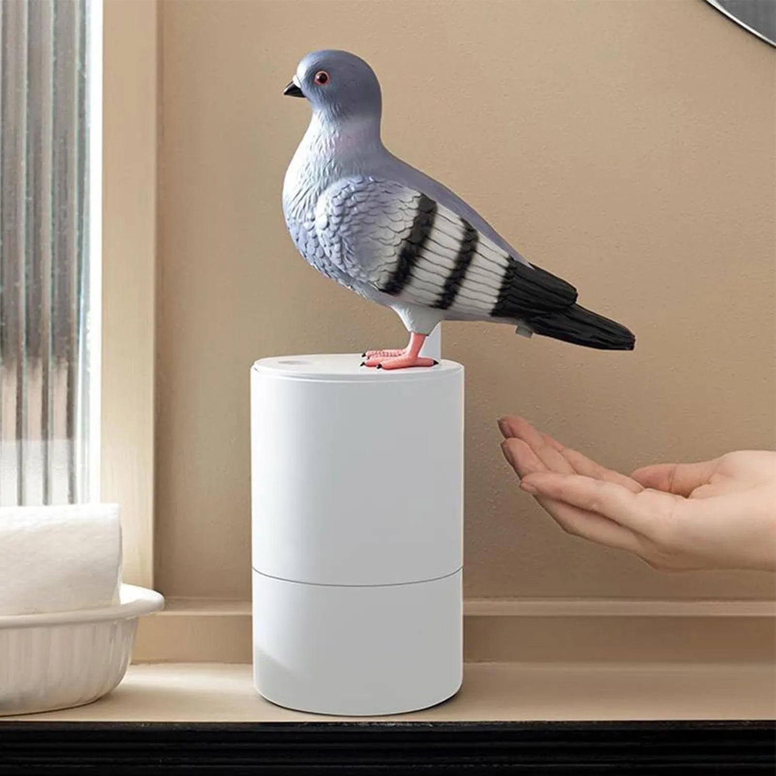 Induction Soap Dispenser Battery Powered Automatic Foaming Soap Dispenser Refillable Blue Bird Shape Touchless for Kitchen