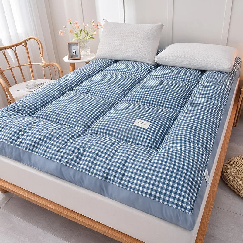 NewestFoldable Lightweight Portable Sleeping Pad/Tatami Mat Japanese Futon Mattress  Soft Fabric,Easy Storage & Travel Mattress
