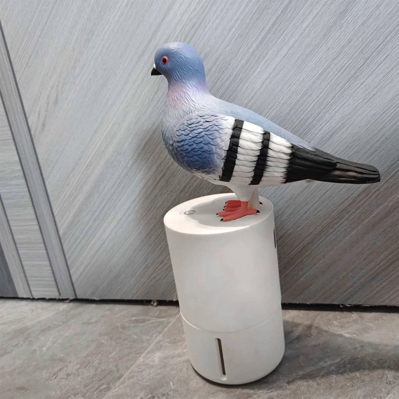 Induction Soap Dispenser Battery Powered Automatic Foaming Soap Dispenser Refillable Blue Bird Shape Touchless for Kitchen