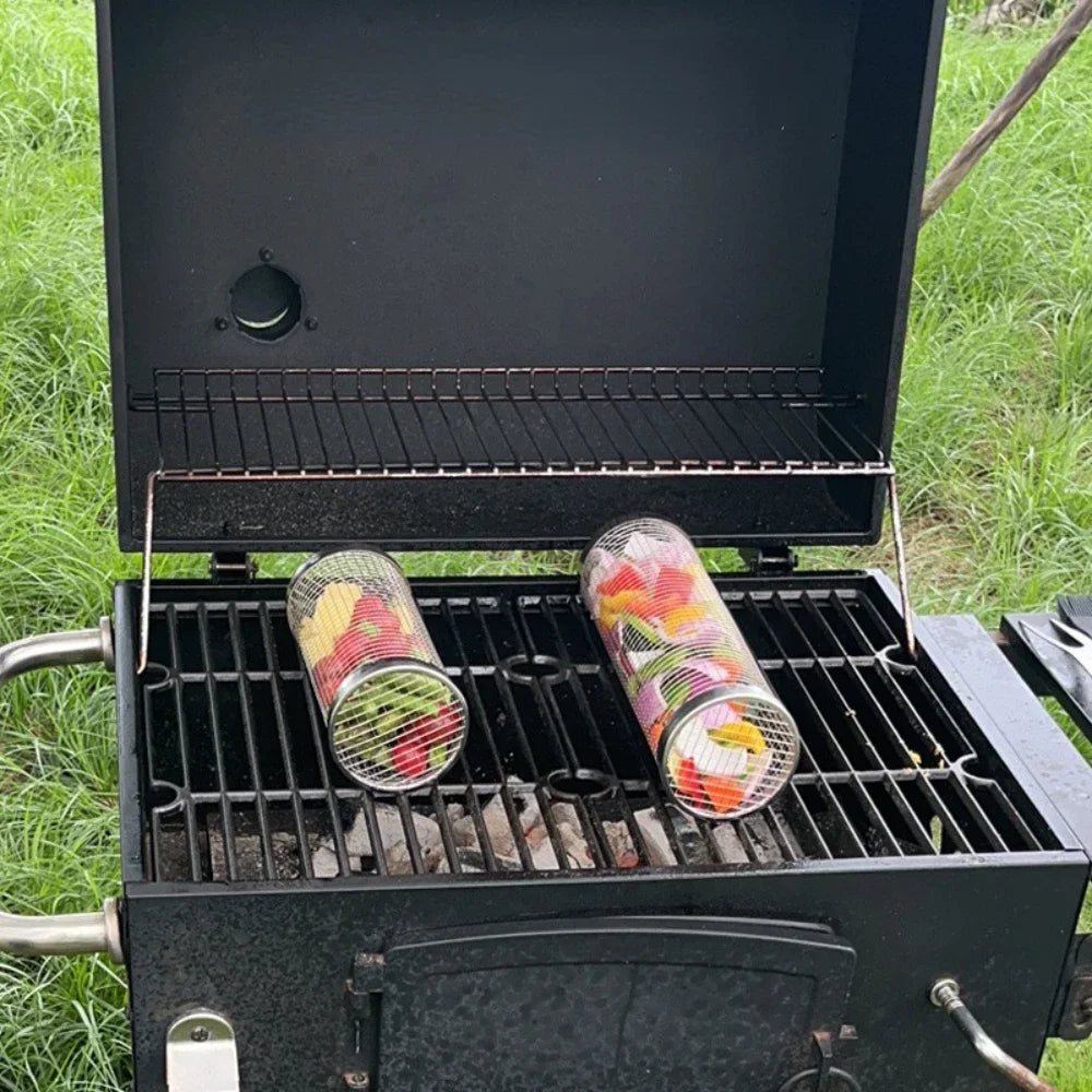 BBQ Basket Stainless Steel Rolling Grilling Basket Wire Mesh Cylinder Grill Basket Portable Round Outdoor Camping Barbecue Rack